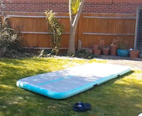 Inflatable air track - air,